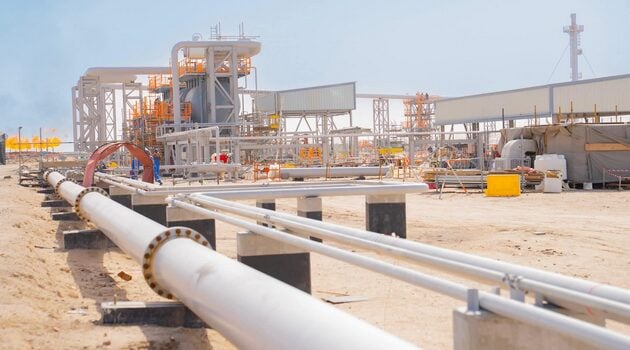 Oil Ministry Reviews Progress at Rumaila Oil Field