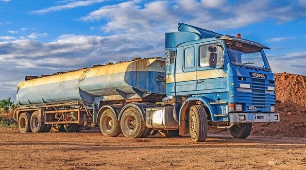 Iraq Signs Contracts to Export Oil via Syria, Jordan, Turkey